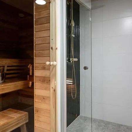 Moderni Ja Tilava Kolmio + Sauna *