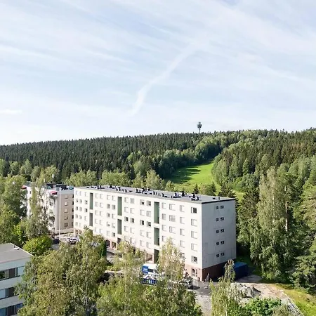 Moderni Ja Tilava Kolmio + Sauna アパート