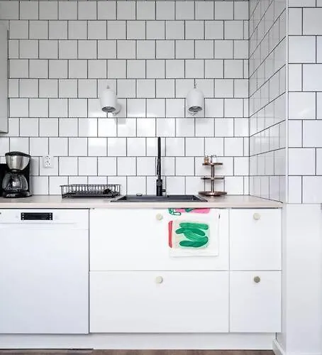 Moderni Ja Tilava Kolmio + Sauna Lägenhet *