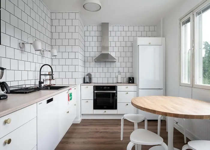 Moderni Ja Tilava Kolmio + Sauna Lägenhet