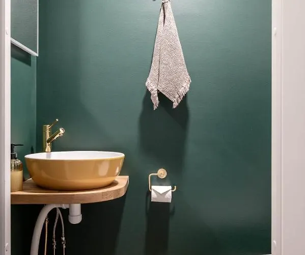 Moderni Ja Tilava Kolmio + Sauna Lägenhet